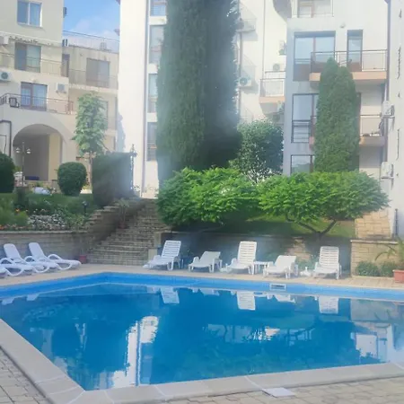 Complex Compass Apartment