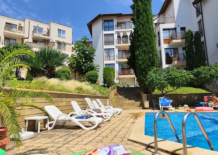 Complex Compass Apartman *